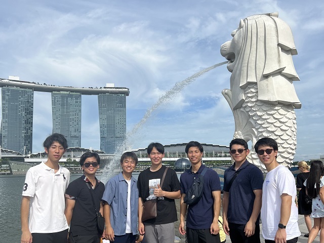 シンガポール観光の様子